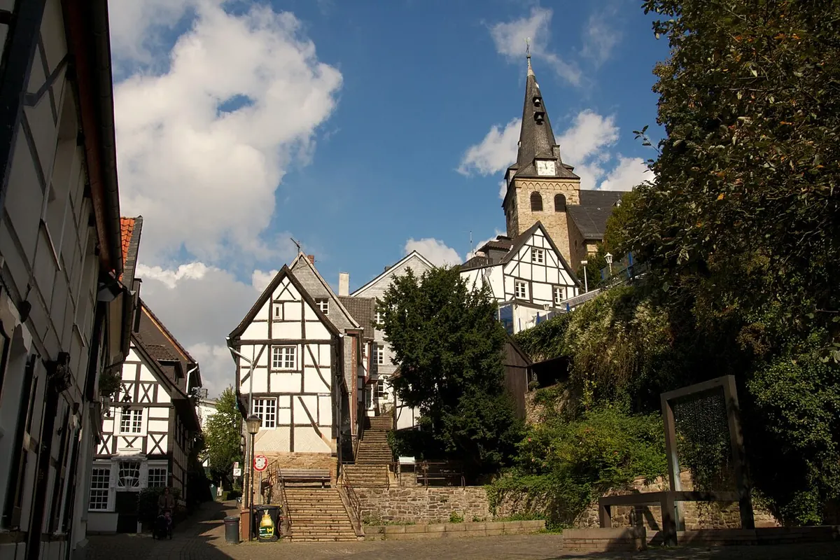Winterdienst in Essen-Kettwig: Tuchmacherplatz in der Altstadt